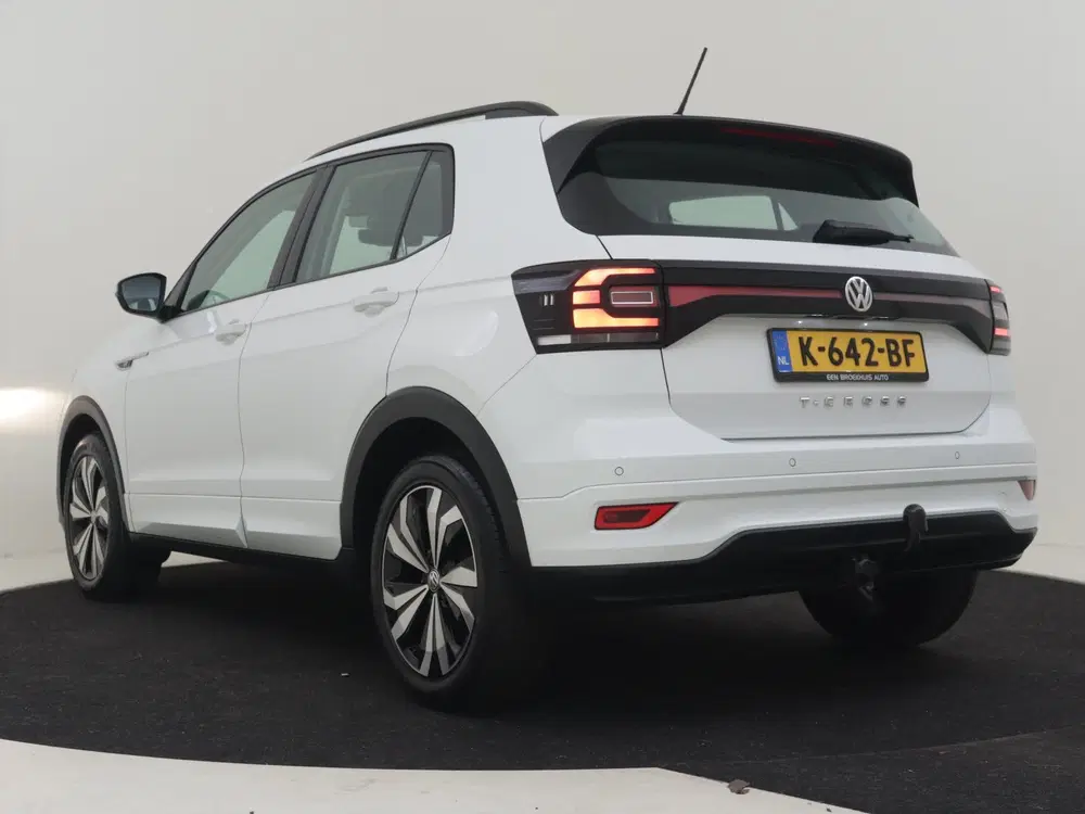 Volkswagen T-Cross 1.0 TSI Life 95Pk uit 2019, foto 10