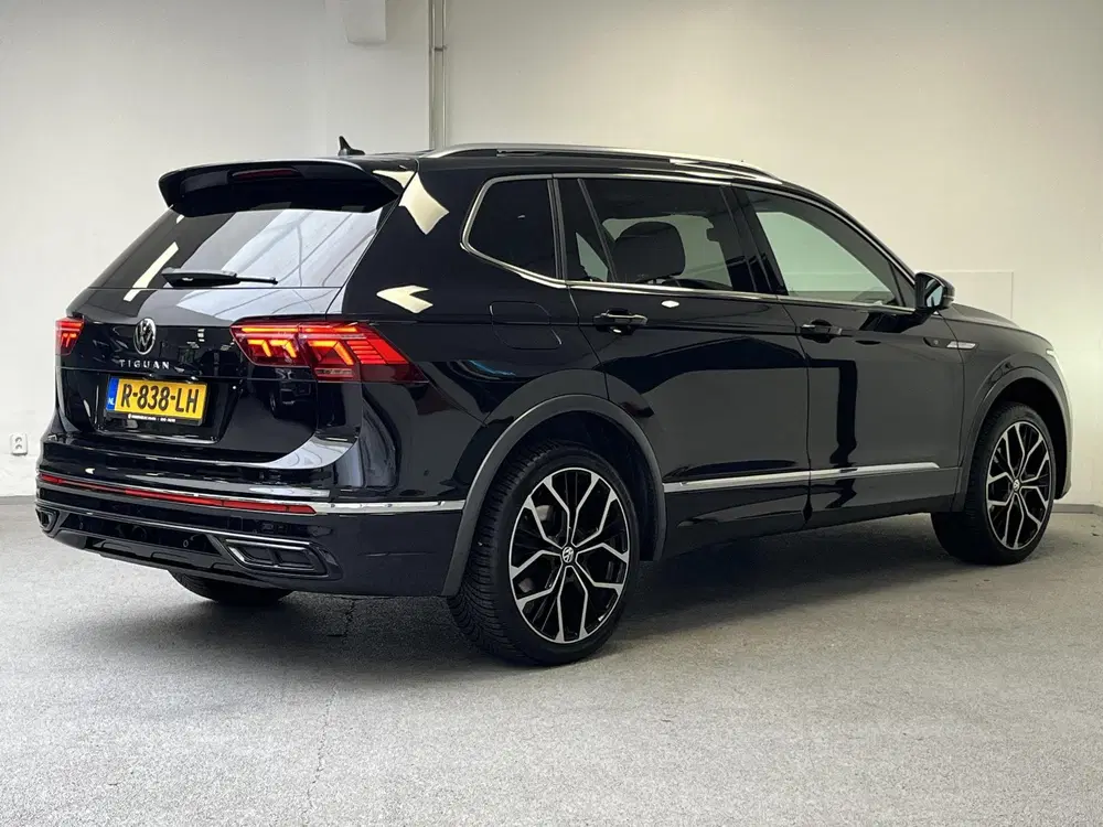 Volkswagen Tiguan Allspace 1.5 TSI R-Line 7p. uit 2022, foto 2