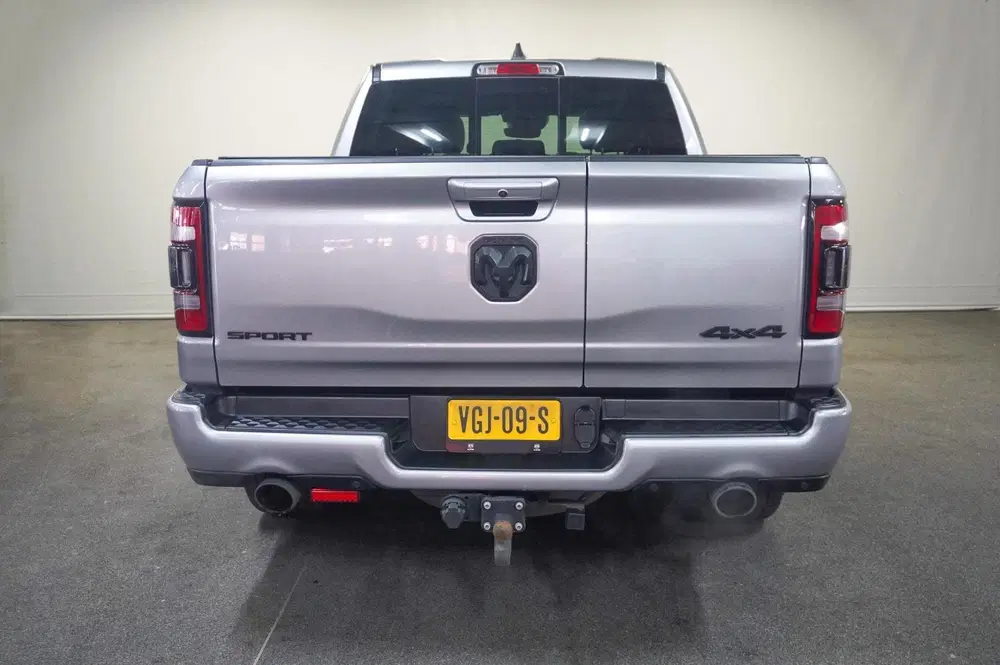 Dodge RAM 5.7 V8 4x4 Crew Cab Rebel uit 2020, foto 15
