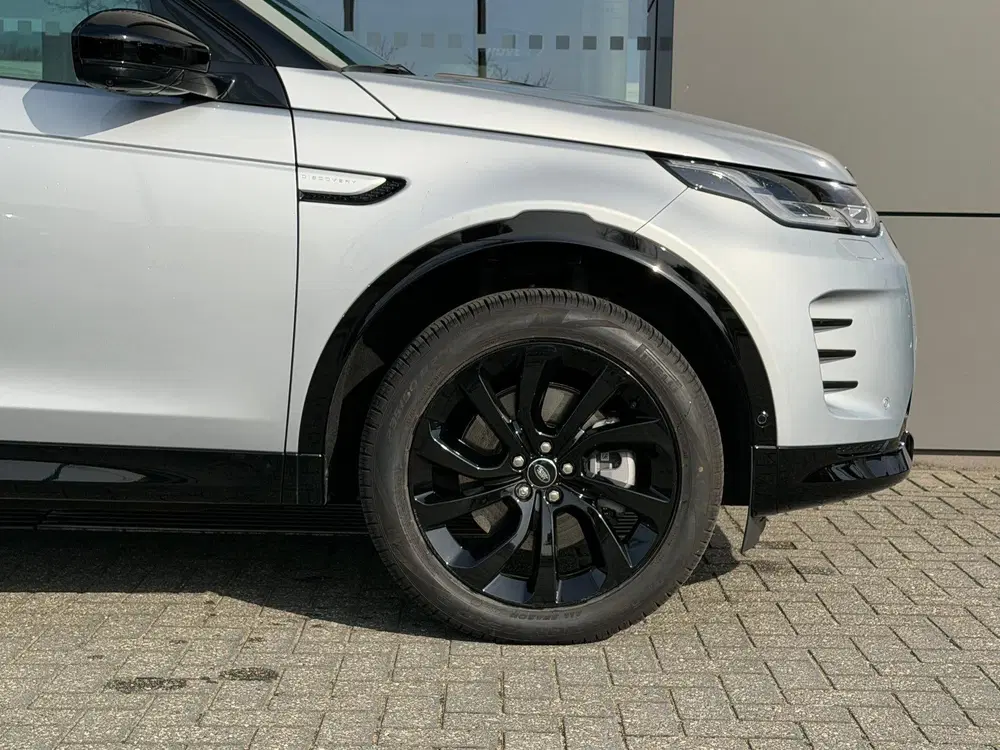 Land Rover Discovery Sport P270e Dynamic SE uit 2025, foto 5
