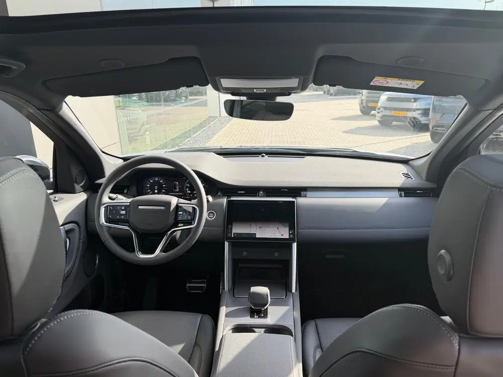 Land Rover Discovery Sport P270e Dynamic SE uit 2025, foto 9