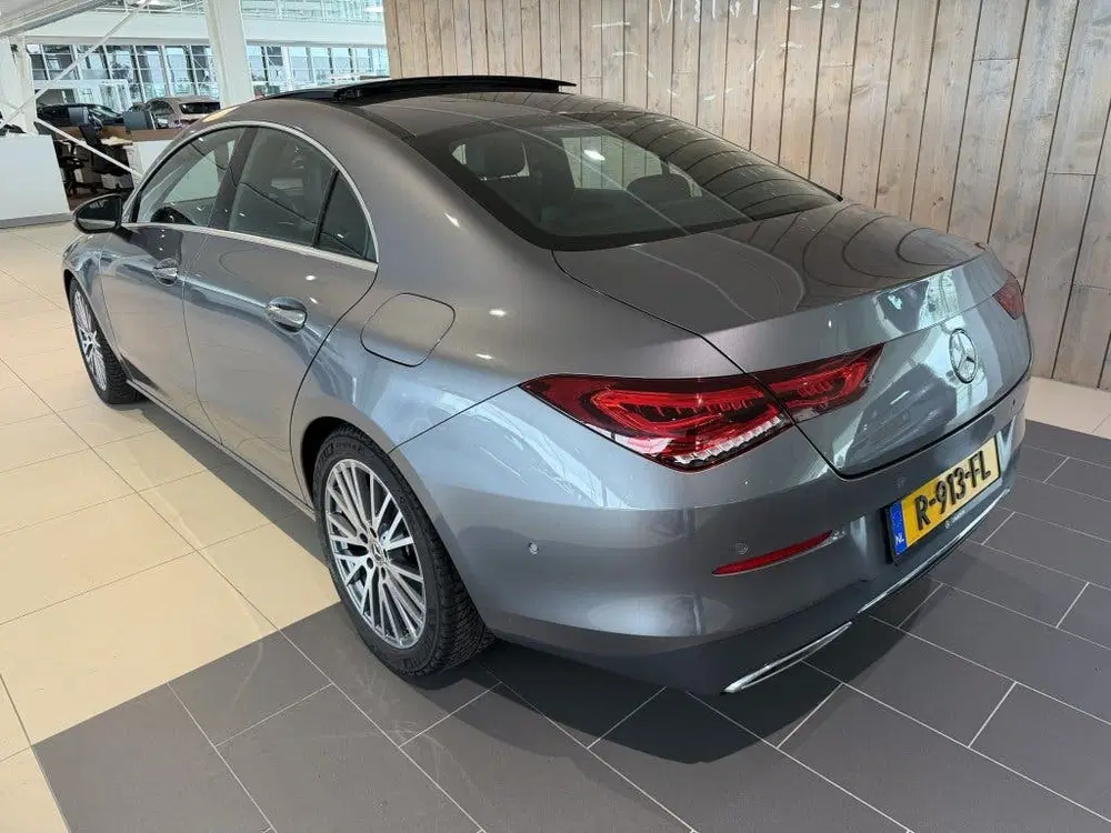 Mercedes-Benz CLA 200 Business Solution Luxury uit 2022, foto 4