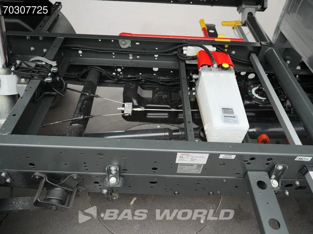 Iveco Daily 3.0L Automaat Driezijdige Kipper Dubbelluc uit 2026, foto 10