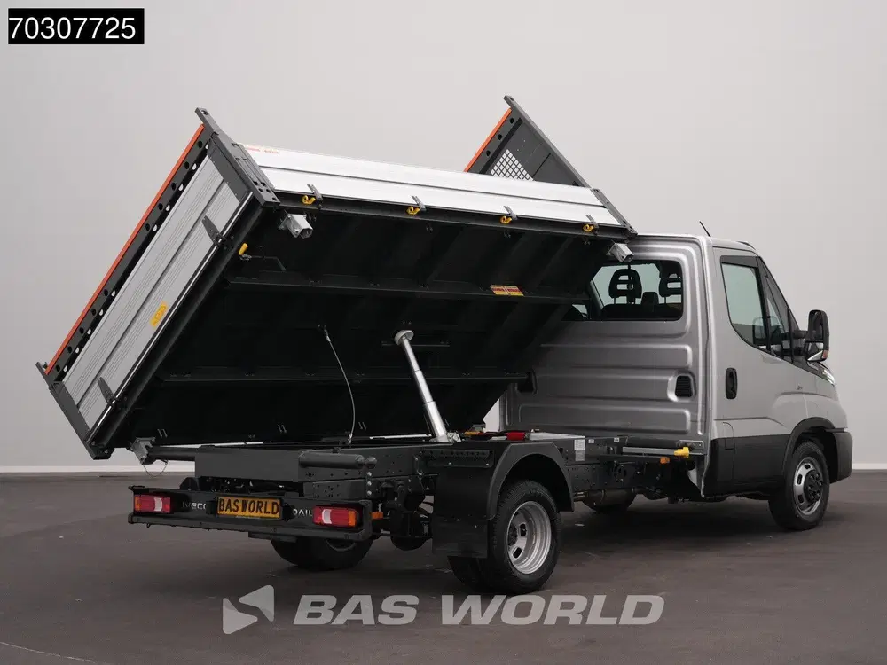 Iveco Daily 3.0L Automaat Driezijdige Kipper Dubbelluc uit 2026, foto 6
