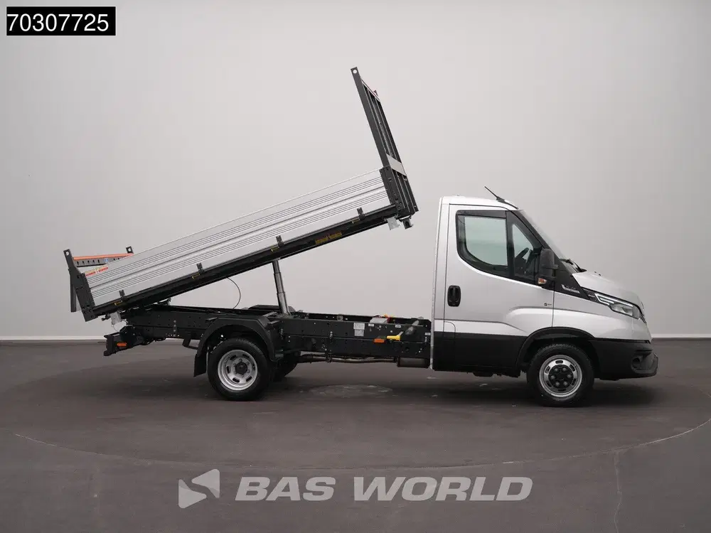 Iveco Daily 3.0L Automaat Driezijdige Kipper Dubbelluc uit 2026, foto 9