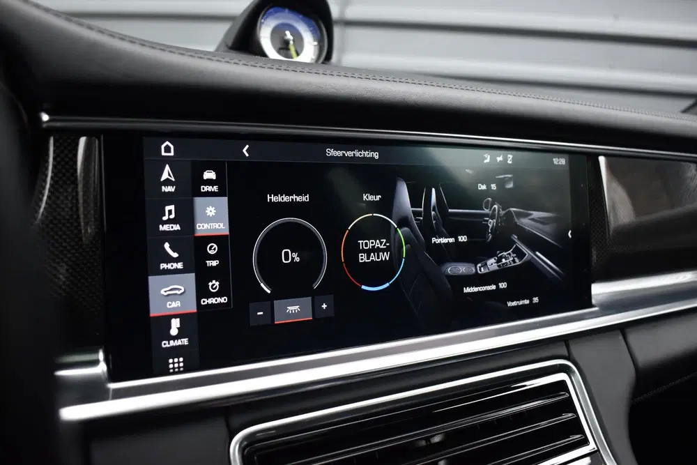 Porsche Panamera Sport Turismo 2.9 4 E-Hybrid SportDesign uit 2020, foto 13