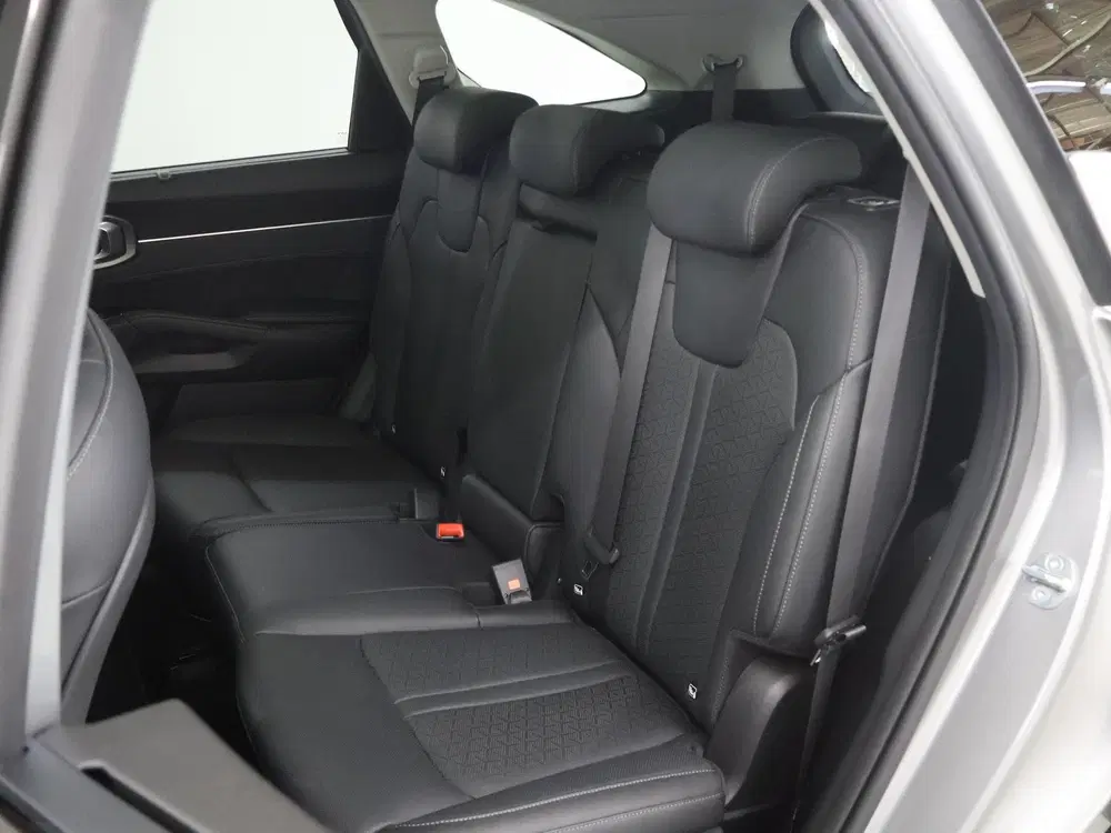 Kia Sorento 1.6 T-GDI Plug-in Hybrid 4WD ExecutiveLine uit 2024, foto 13