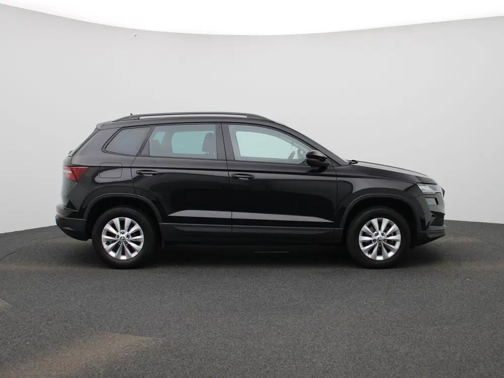 Skoda Karoq 1.0 TSI Business Edition uit 2023, foto 6