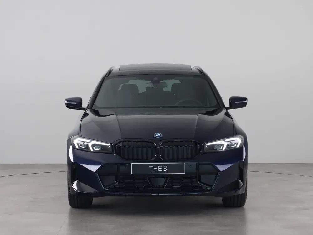 BMW 3-serie 330e Touring M-sport Pro uit 2026, foto 6
