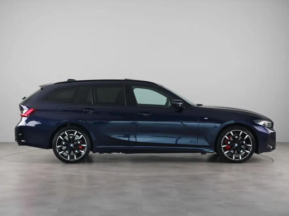 BMW 3-serie 330e Touring M-sport Pro uit 2026, foto 8