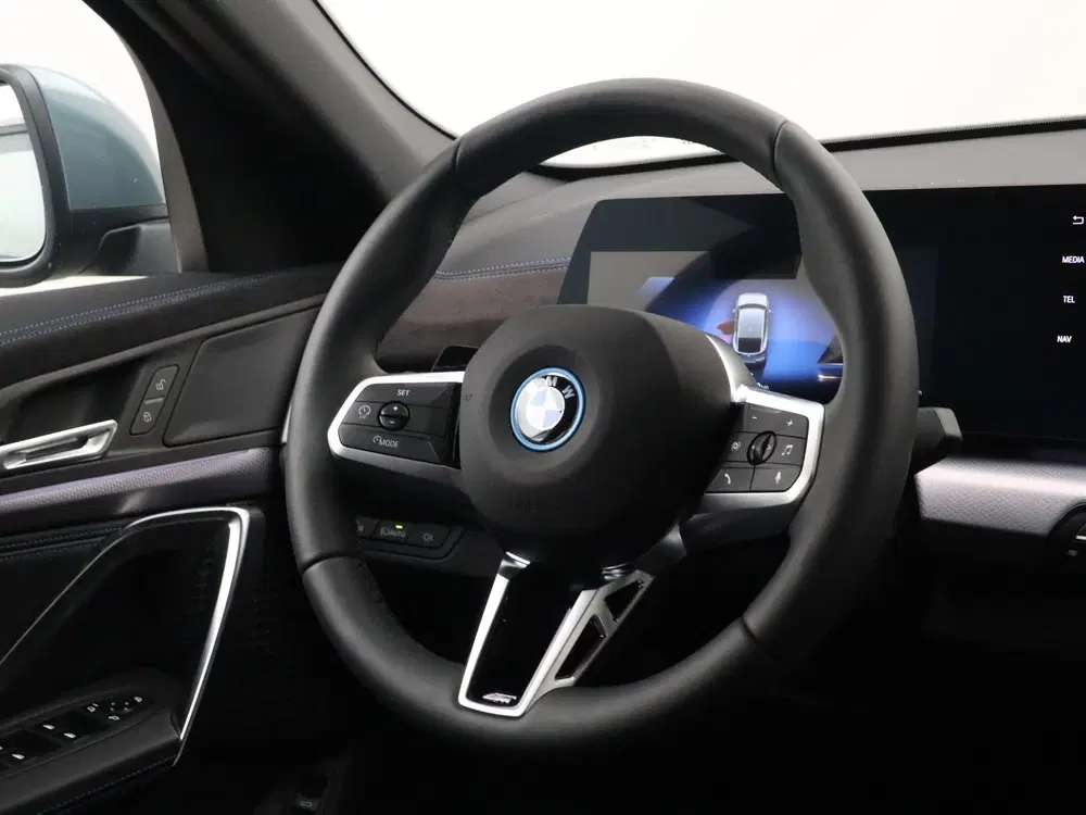 BMW iX2 eDrive20 M-Sport Edition 67 kWh (bj 2026 uit 2026, foto 2