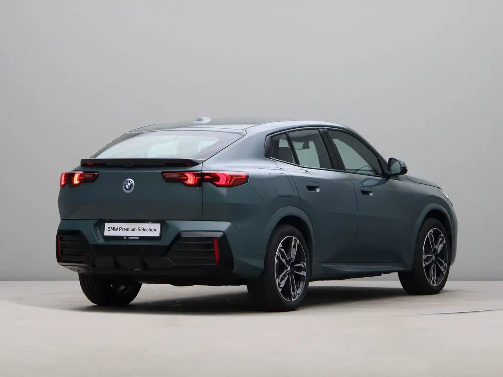 BMW iX2 eDrive20 M-Sport Edition 67 kWh (bj 2026 uit 2026, foto 9