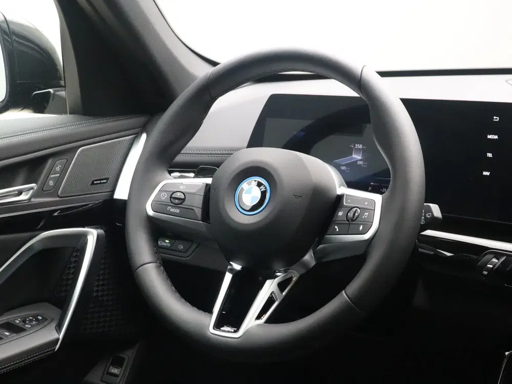 BMW iX1 eDrive20 M Sport Edition uit 2026, foto 2