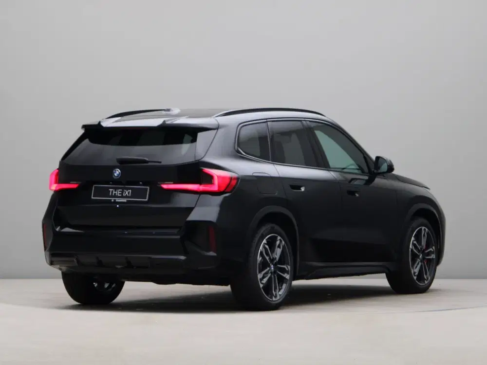 BMW iX1 eDrive20 M Sport Edition uit 2026, foto 9