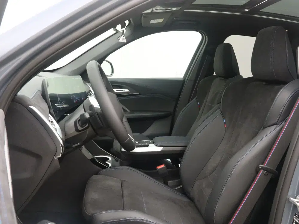 BMW iX1 eDrive20 67 kWh M Sport Edition (bj 2026 uit 2026, foto 5