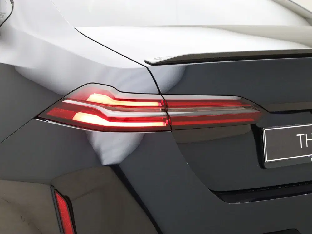 BMW M5 Sedan (bj 2026 uit 2026, foto 12