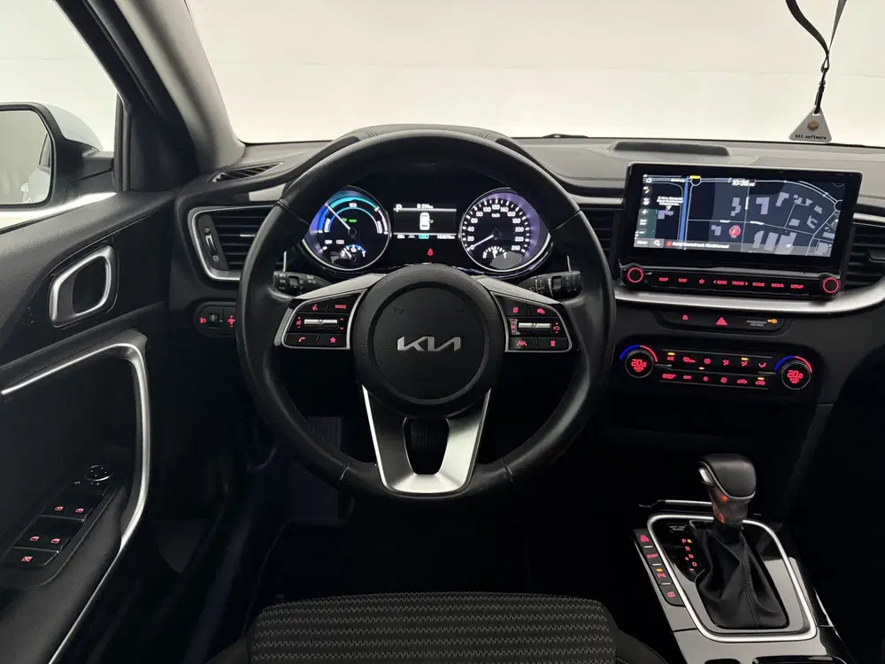 Kia Ceed 1.6 GDI PHEV DynamicLine uit 2023, foto 15