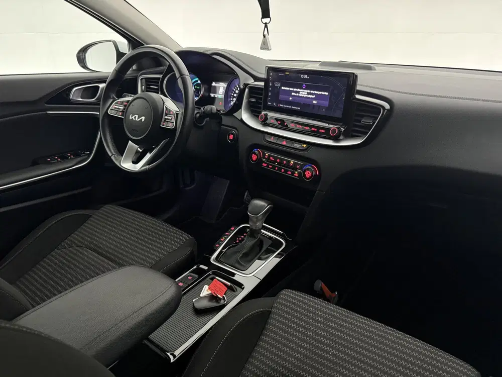 Kia Ceed 1.6 GDI PHEV DynamicLine uit 2023, foto 4
