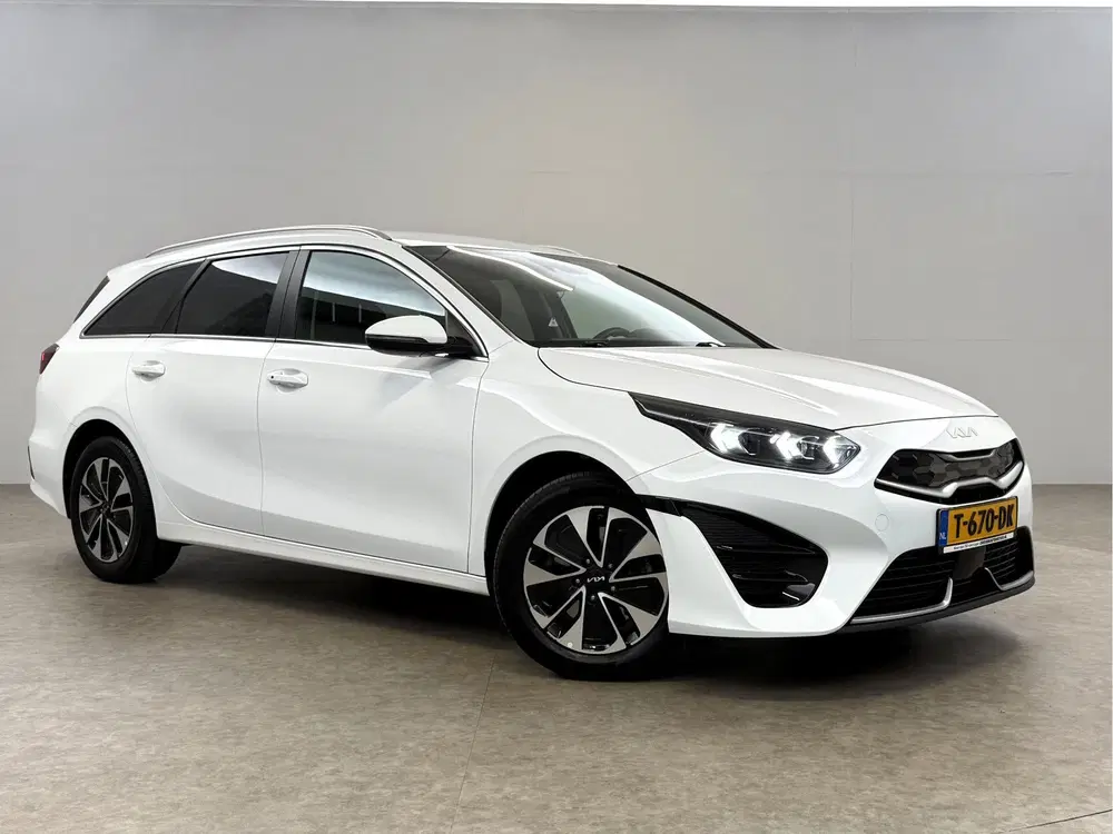 Kia Ceed 1.6 GDI PHEV DynamicLine uit 2023, foto 6