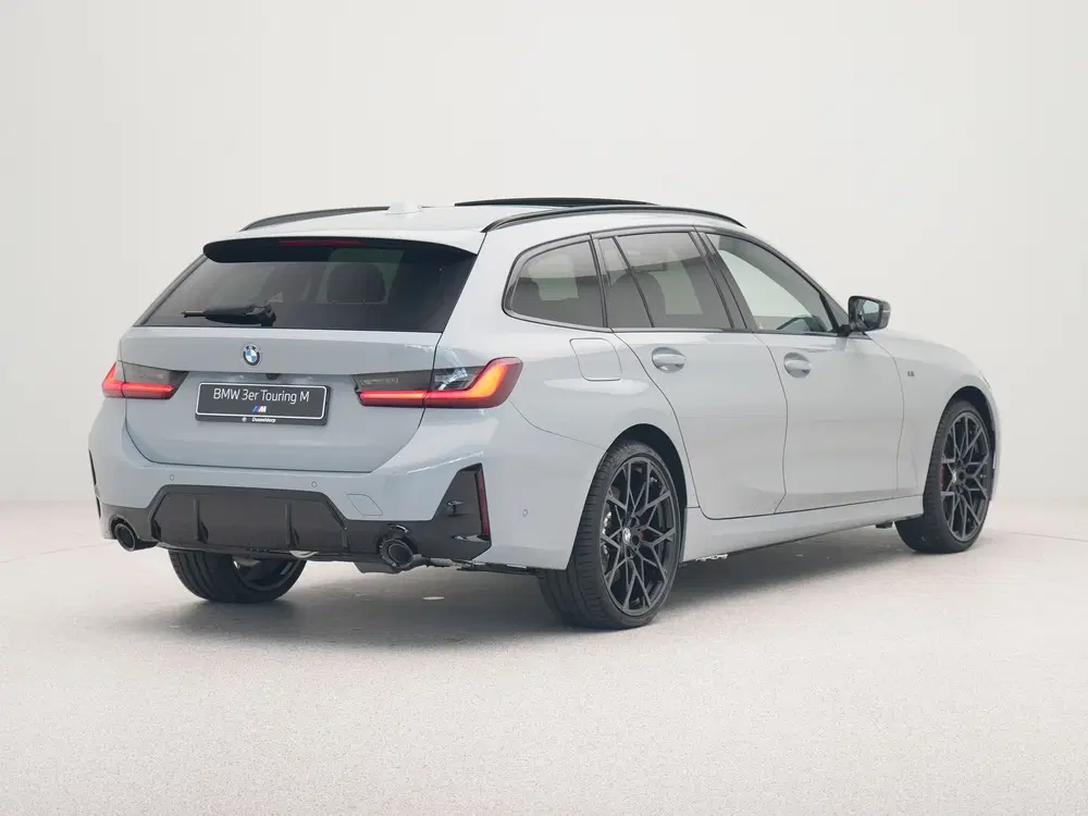 BMW 3-serie 330e Touring M Sport Pro uit 2026, foto 9