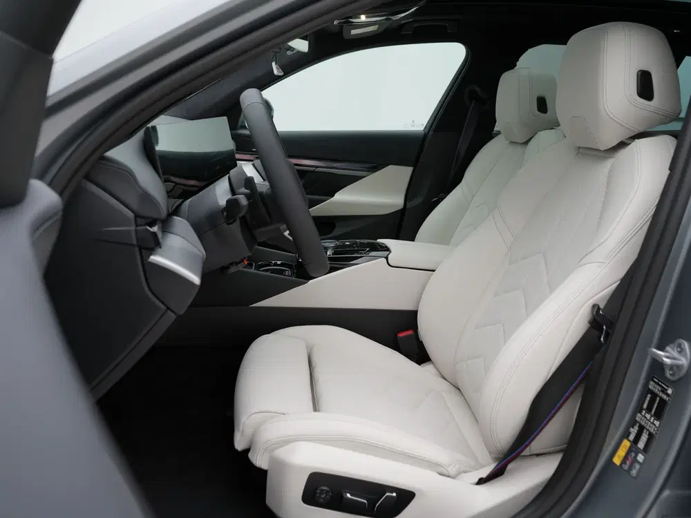 BMW i5 eDrive40 Touring M-Sportpakket Pro 84 kWh uit 2026, foto 5