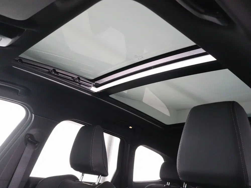 BMW iX1 eDrive20 M Sport uit 2025, foto 14