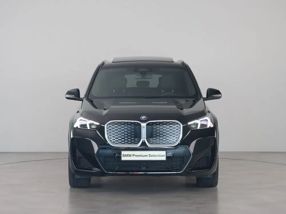 BMW iX1 eDrive20 M Sport uit 2025, foto 6