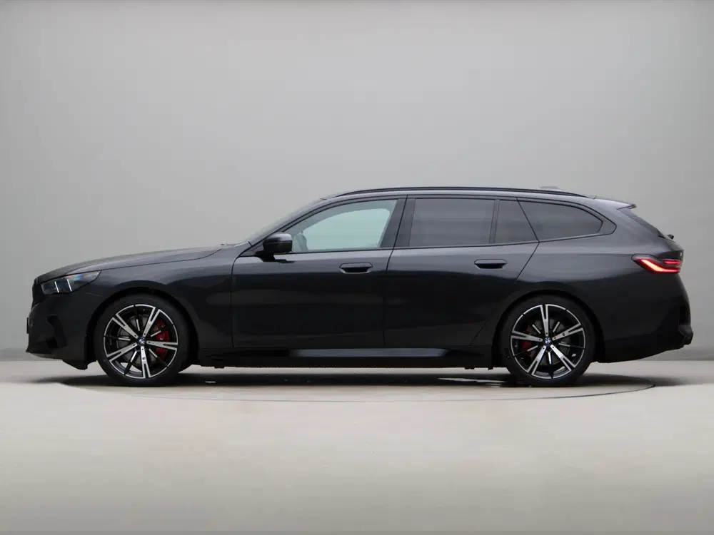 BMW i5 eDrive40 Touring M-Sport Pro uit 2026, foto 12
