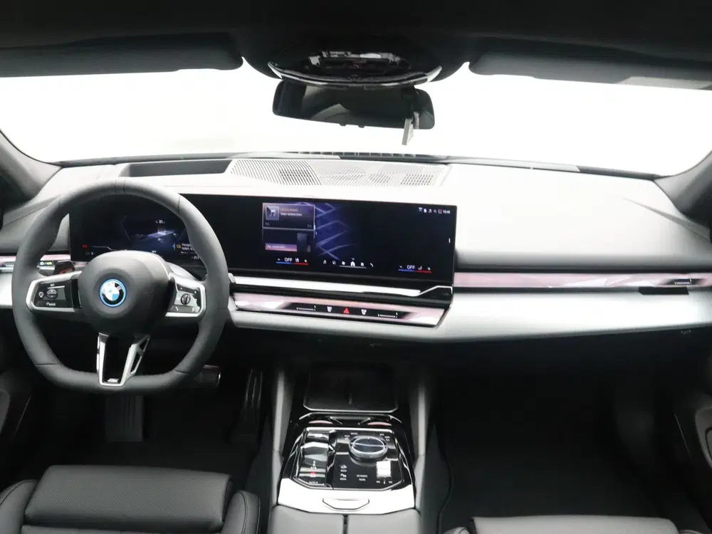 BMW i5 eDrive40 Touring M-Sport Pro uit 2026, foto 13