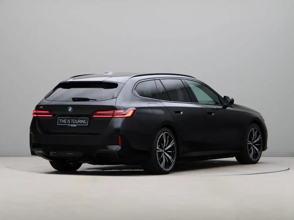 BMW i5 eDrive40 Touring M-Sport Pro uit 2026, foto 9