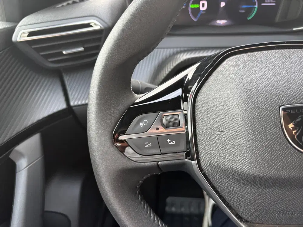 Peugeot 2008 EV Allure 54 kWh Parkeerhulp uit 2025, foto 15