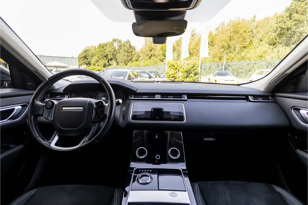Land Rover Range Rover Velar 2.0 P250 Turbo AWD SE uit 2020, foto 10