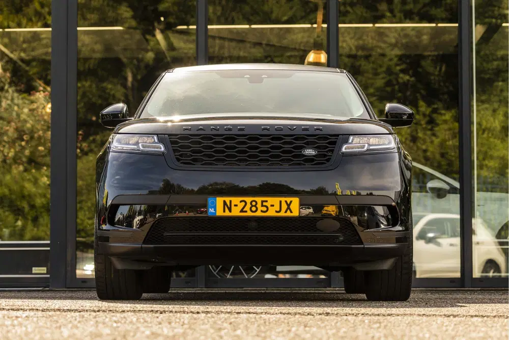 Land Rover Range Rover Velar 2.0 P250 Turbo AWD SE uit 2020, foto 3