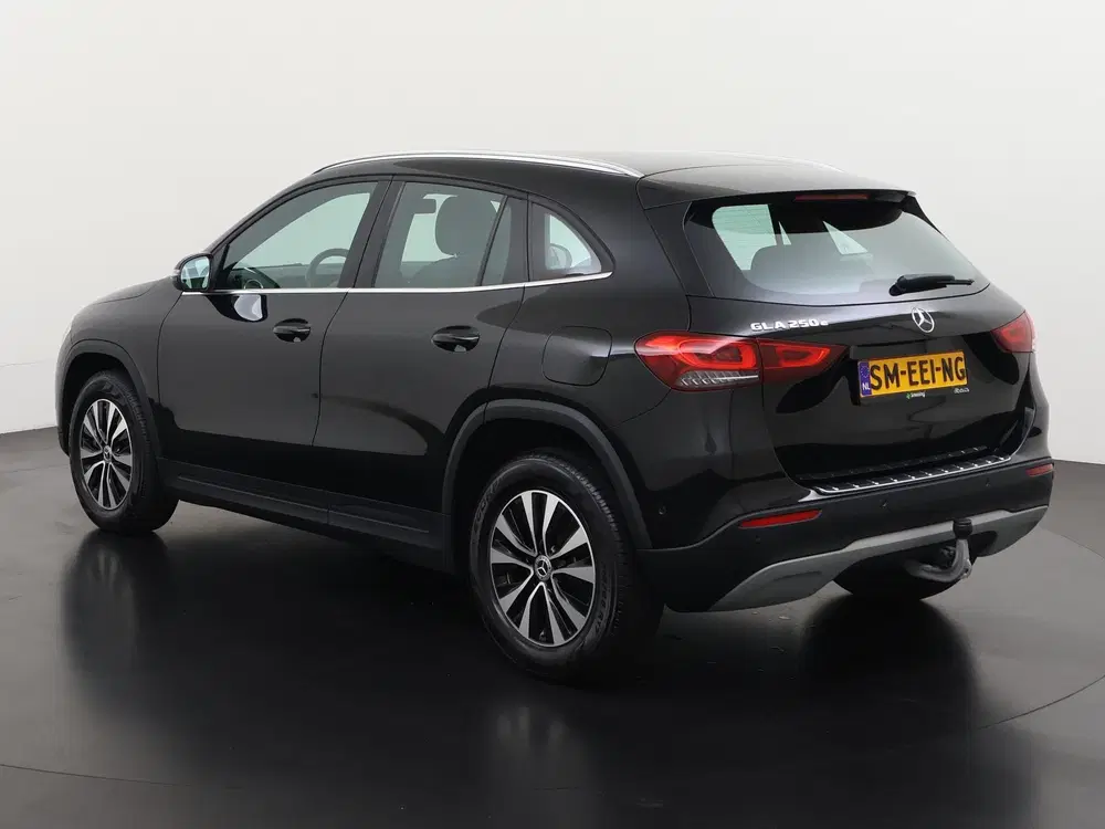 Mercedes-Benz GLA 250e Business Line uit 2022, foto 7