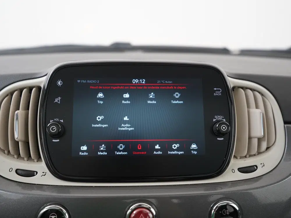 Fiat 500 1.0 Hybrid Dolcevita uit 2022, foto 15