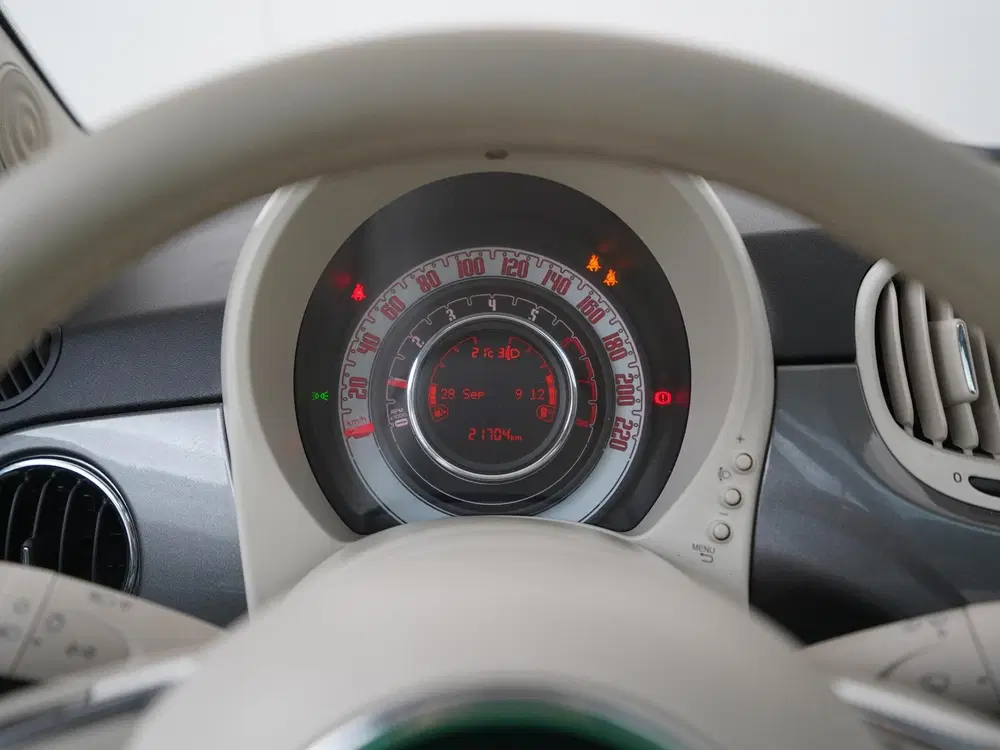Fiat 500 1.0 Hybrid Dolcevita uit 2022, foto 8