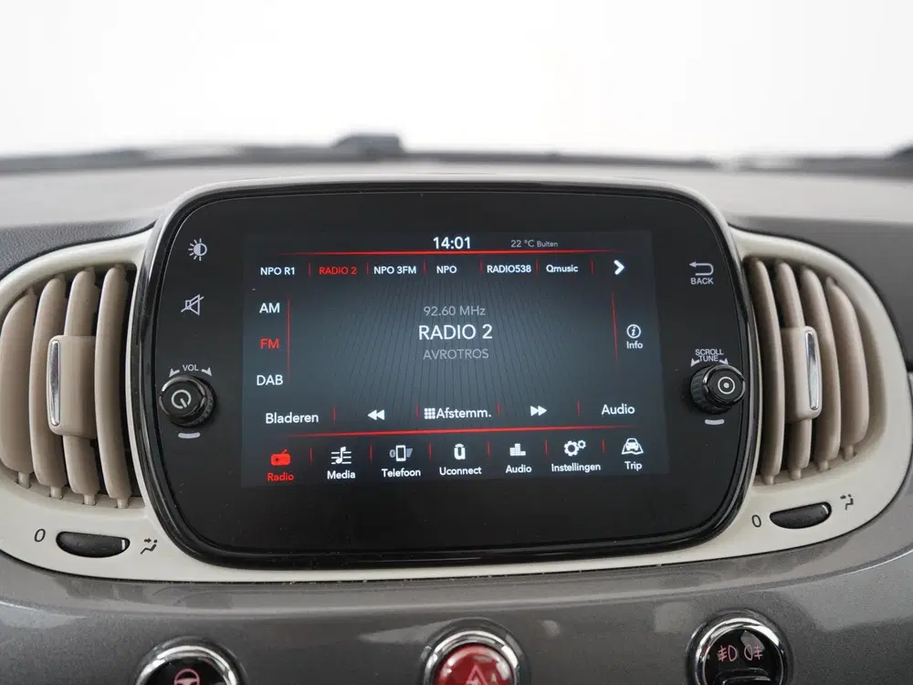 Fiat 500 1.0 Hybrid Lounge uit 2020, foto 12