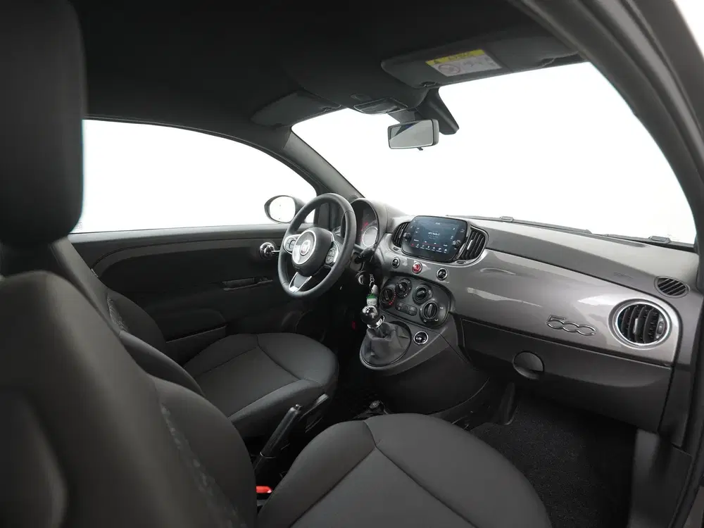 Fiat 500 1.0 Hybrid uit 2023, foto 2