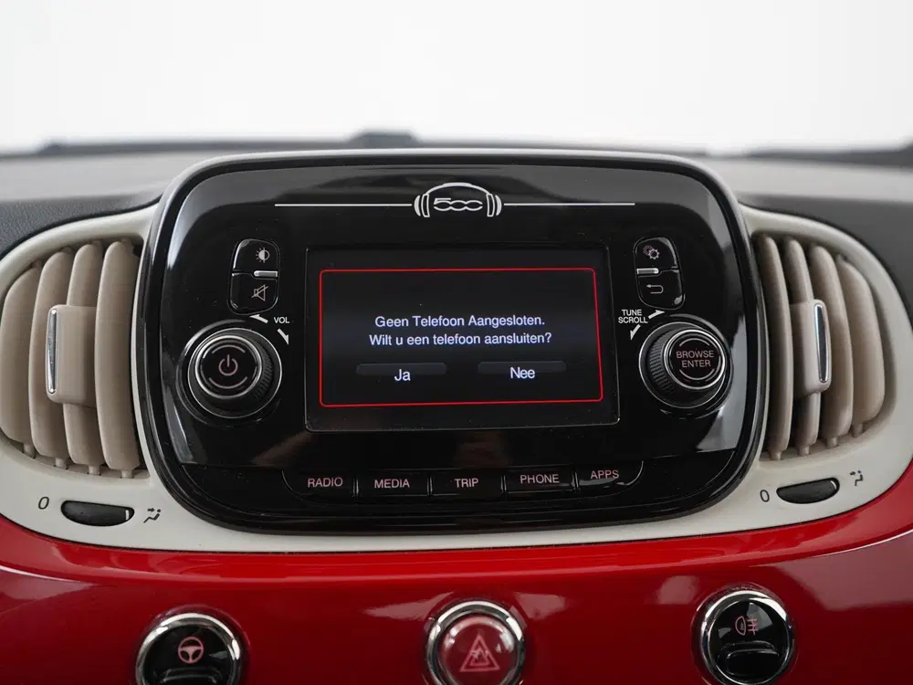 Fiat 500 1.0 Hybrid Pop uit 2020, foto 15