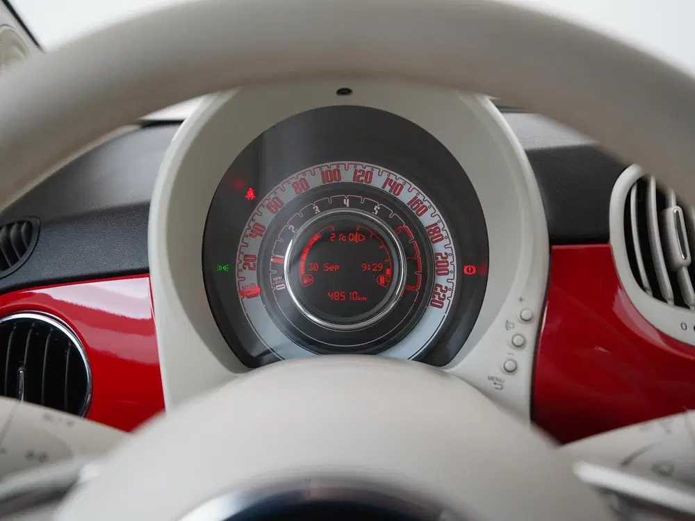 Fiat 500 1.0 Hybrid Pop uit 2020, foto 8
