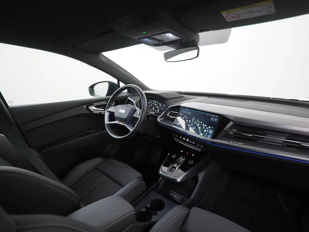 Audi Q4 e-tron 40 S-Line 77 kWh uit 2023, foto 2