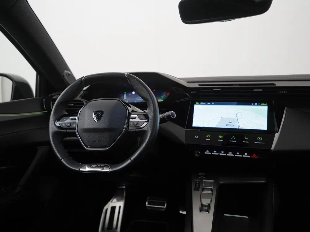 Peugeot 308 1.2 Hybrid 145 e-DCS6 GT uit 2024, foto 5