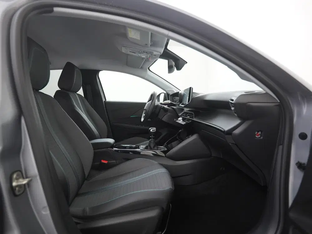 Peugeot 208 1.2 PureTech Blue Lease Allure uit 2021, foto 3