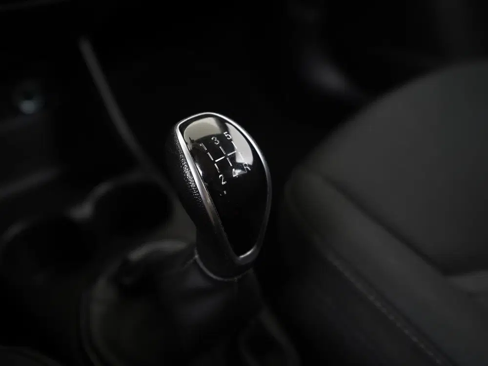 Opel Karl 1.0 ecoFLEX 120 Jaar Edition uit 2019, foto 10