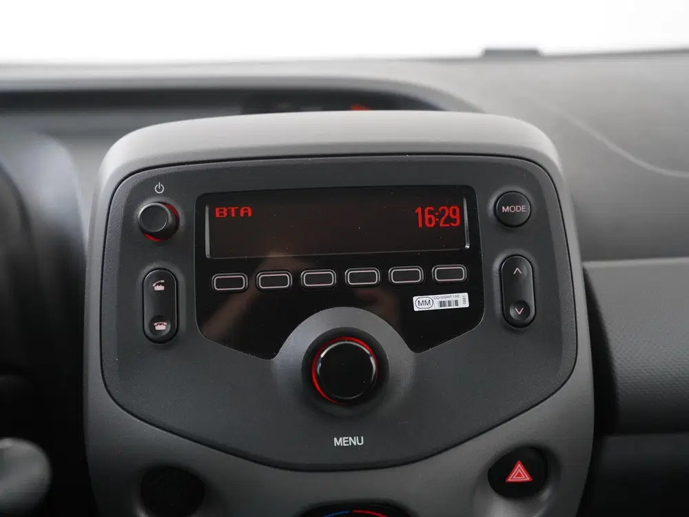 Peugeot 108 1.0 e-VTi Active uit 2019, foto 13