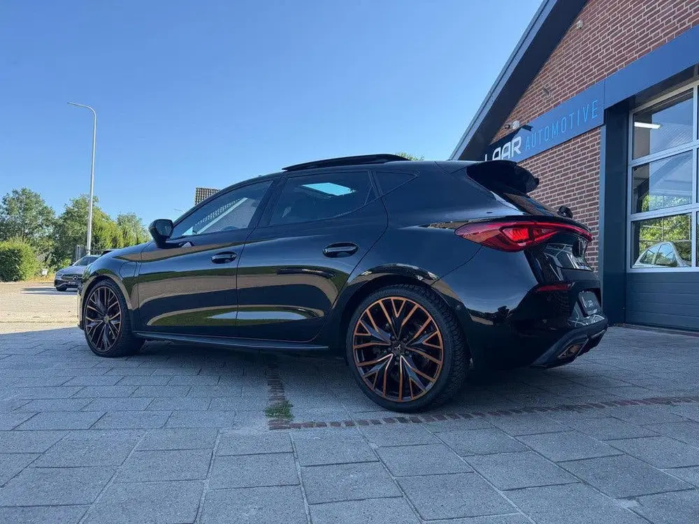 Cupra Leon 1.4 e-Hybrid 245PK VZ Copper Edition CUP N uit 2022, foto 11