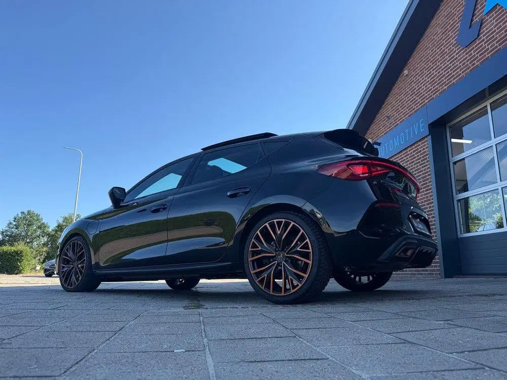 Cupra Leon 1.4 e-Hybrid 245PK VZ Copper Edition CUP N uit 2022, foto 3