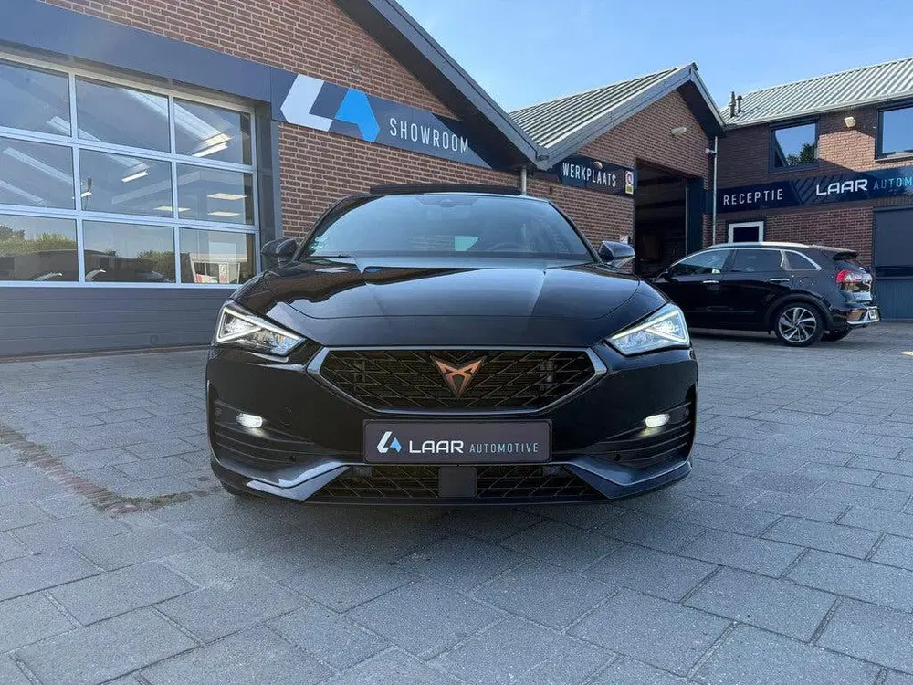 Cupra Leon 1.4 e-Hybrid 245PK VZ Copper Edition CUP N uit 2022, foto 4