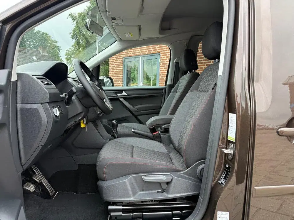 Volkswagen Caddy 1.0 TSI Join Navi uit 2019, foto 7