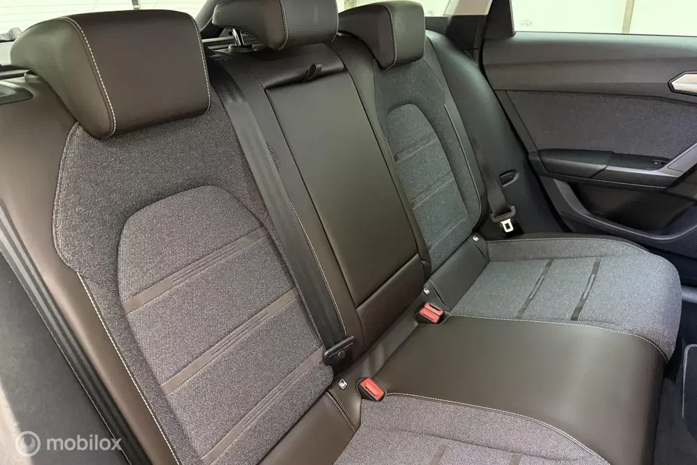 SEAT Leon 1.4 TSI eHybrid PHEV uit 2021, foto 11